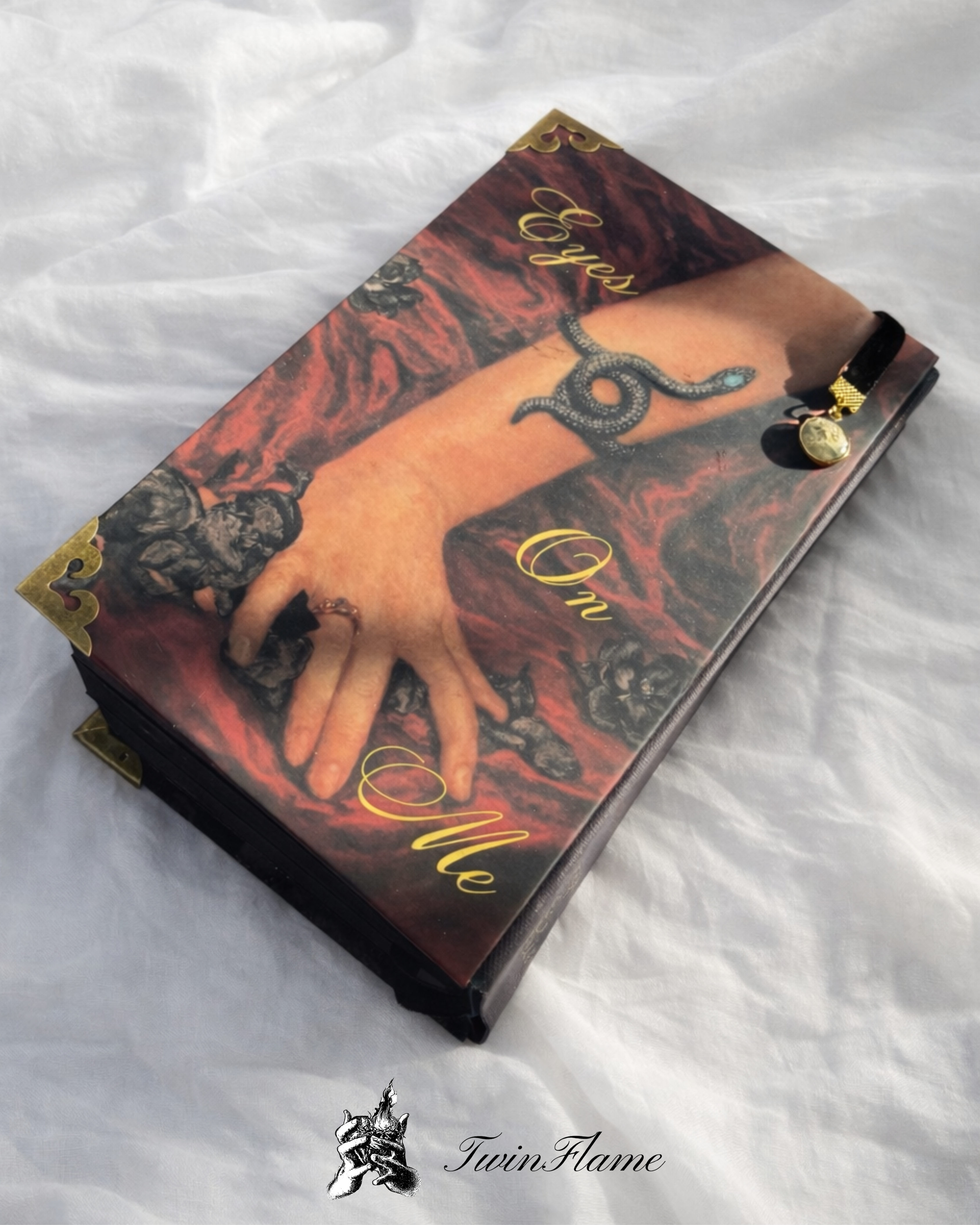 PREORDER Edge of Darkness Trilogy Omnibus Rebind !SHIPS MAY!